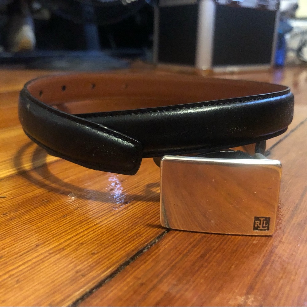 Ralph Lauren genuine leather belt (size small)